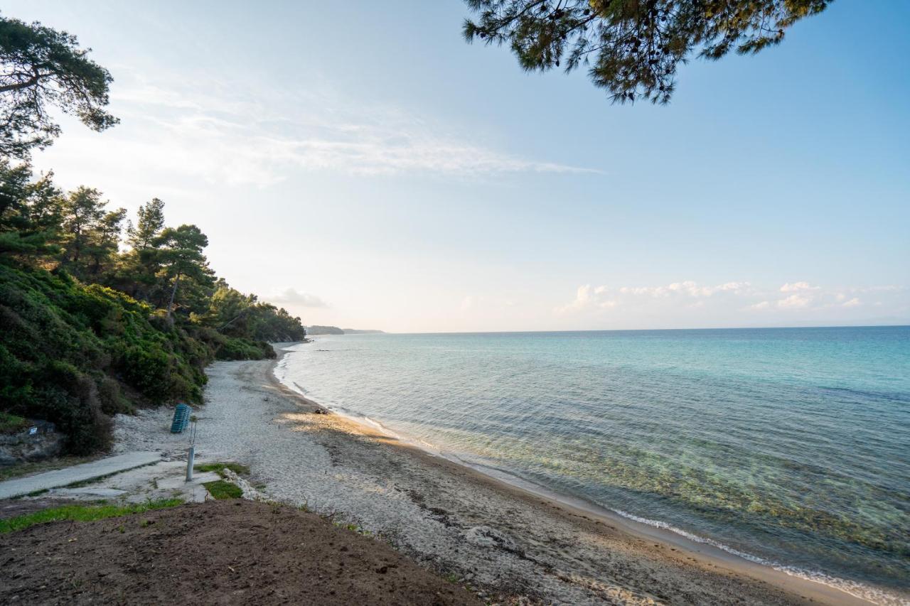 Theo Bungalows Boutique Hotel กริโอปียี ภายนอก รูปภาพ