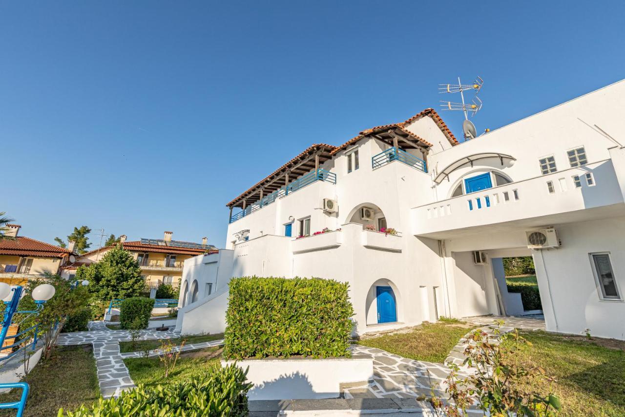 Theo Bungalows Boutique Hotel กริโอปียี ภายนอก รูปภาพ