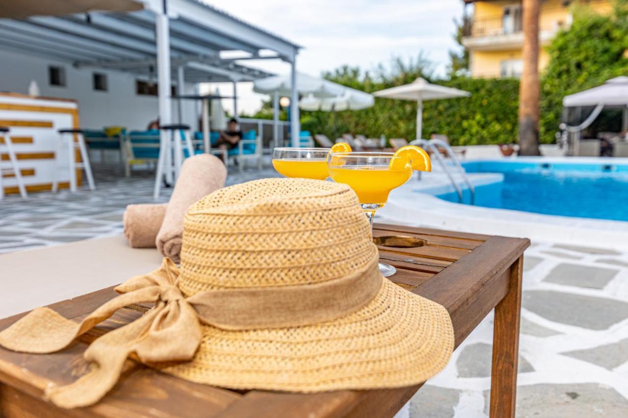 Theo Bungalows Boutique Hotel กริโอปียี ภายนอก รูปภาพ