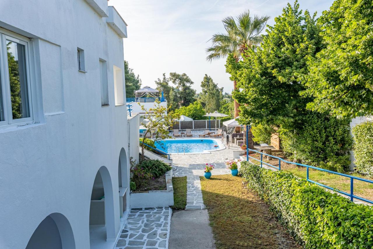 Theo Bungalows Boutique Hotel กริโอปียี ภายนอก รูปภาพ