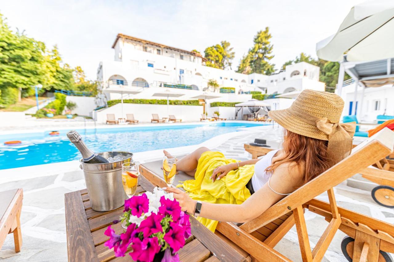 Theo Bungalows Boutique Hotel กริโอปียี ภายนอก รูปภาพ
