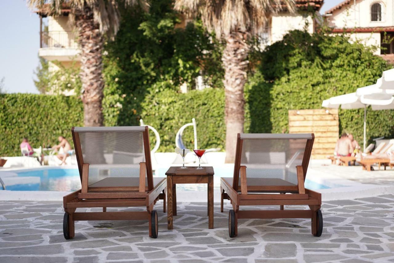 Theo Bungalows Boutique Hotel กริโอปียี ภายนอก รูปภาพ